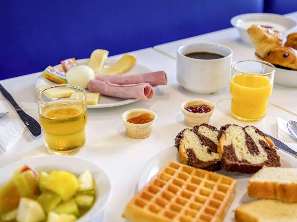 Ibis Budget Grenoble Sud Seyssinet レストラン 写真