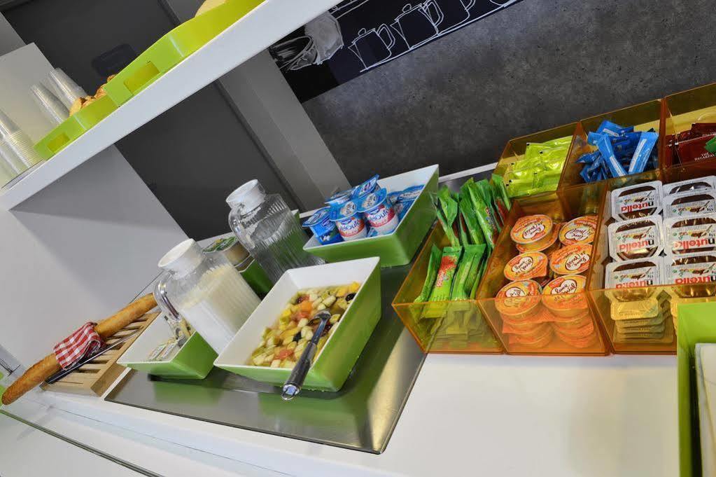 Ibis Budget Grenoble Sud Seyssinet エクステリア 写真